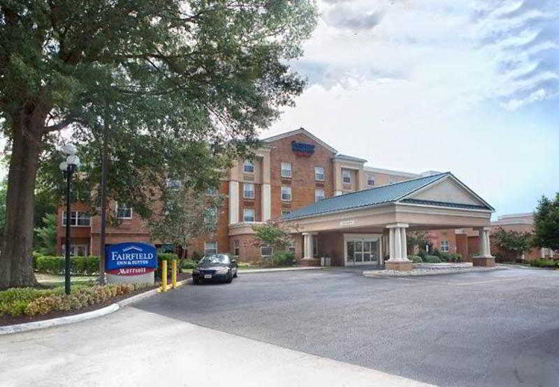 Fairfield Inn & Suites By Marriott Williamsburg Exterior foto