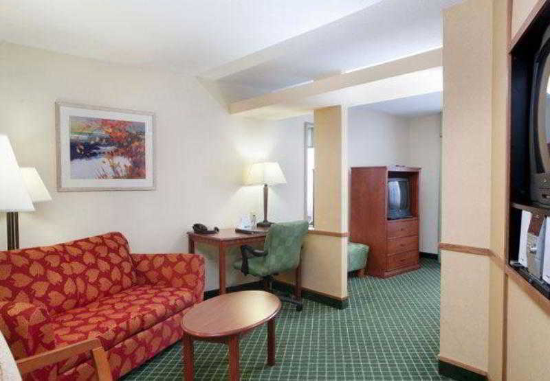 Fairfield Inn & Suites By Marriott Williamsburg Exterior foto